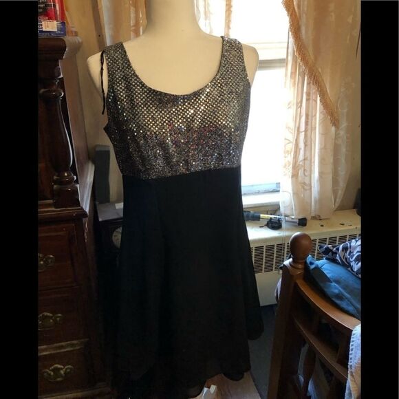 BLACK and silver dress size 10 - Picture 2 of 8